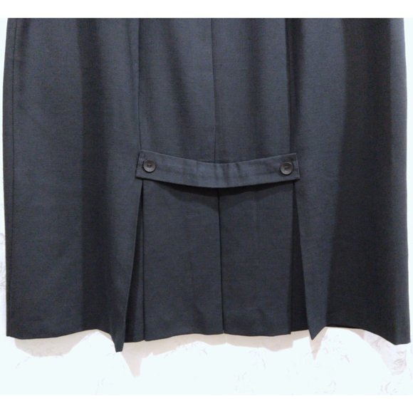 SOLDVintage 70s Back Box Pleated Tab Skirt 32 Dark Academia Gothic Classic Black - Picture 3 of 5